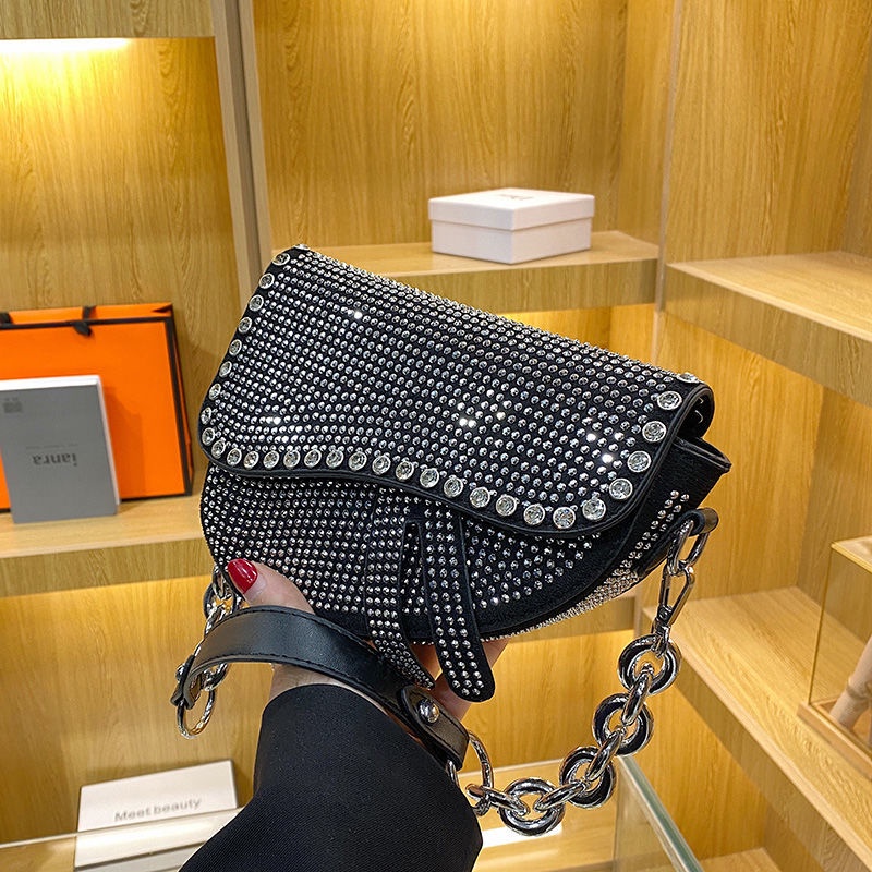Túi Đeo Chéo Vai Đính Đá Kim Cương Sáng Bóng Phong Cách Thời Trang Mới 2022 Dễ Phối Đồ Dành Cho Nữ