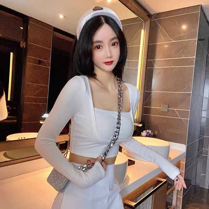 Áo croptop cổ vuông tay dài hai lớp