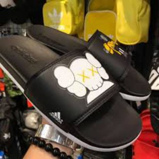 Dép adi.d.as kaws