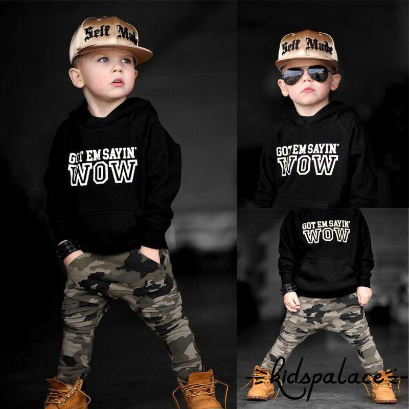 Set bộ bé trai ZARA KIDS xuất xịn Áo hoodie đen có nón tay dài đen in chữ trắng quần lính jogger rằn ri size 130