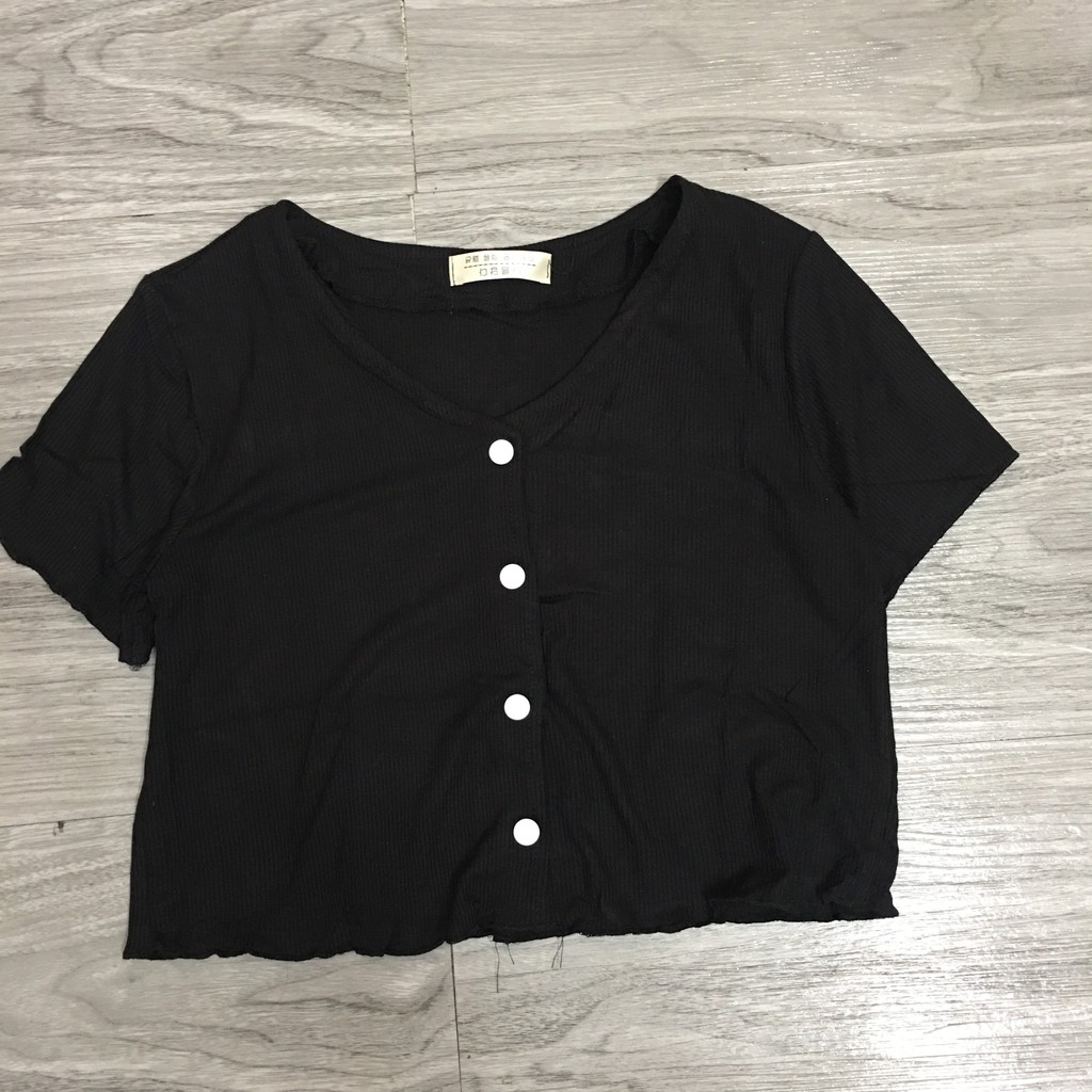 Áo croptop cổ tim cúc dọc - CM Shop