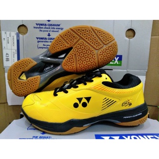 Giày cầu lông yonex (tặng bít tất 30k)