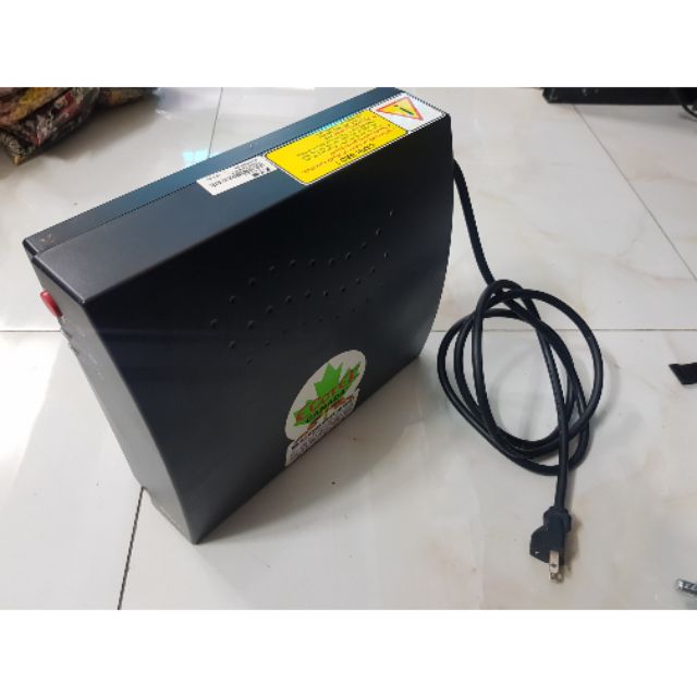 BỘ LƯU ĐIỆN UPS SANTAK TG1000, BH HANG 4/2021