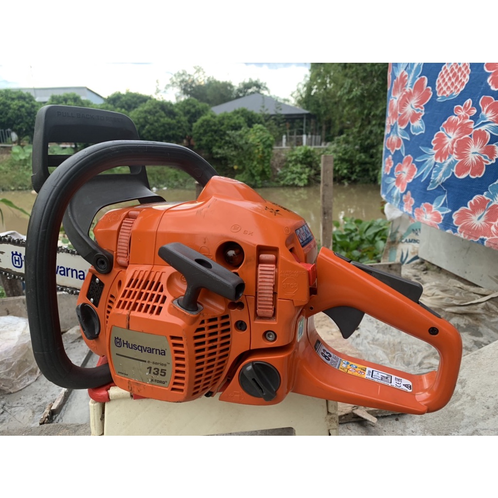 Máy Cưa Xích Thuỵ Điển Husqvarna 135 , HÀNG NHẬT BÃI