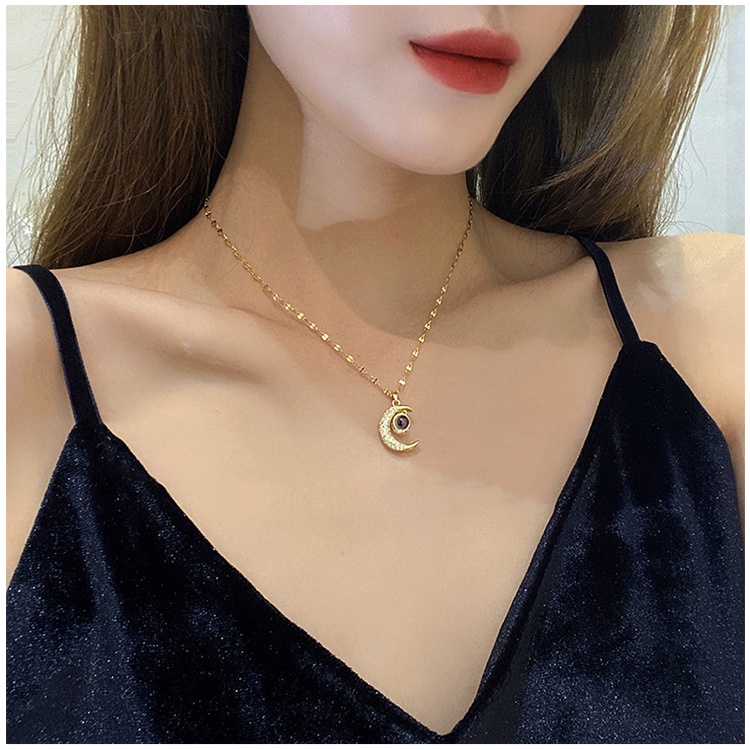 Vòng cổ Thép Titan Mặt Trăng Và Chữ I Love You Bằng 100 Ngôn Ngữ Làm Quà Tặng Cho Nữ