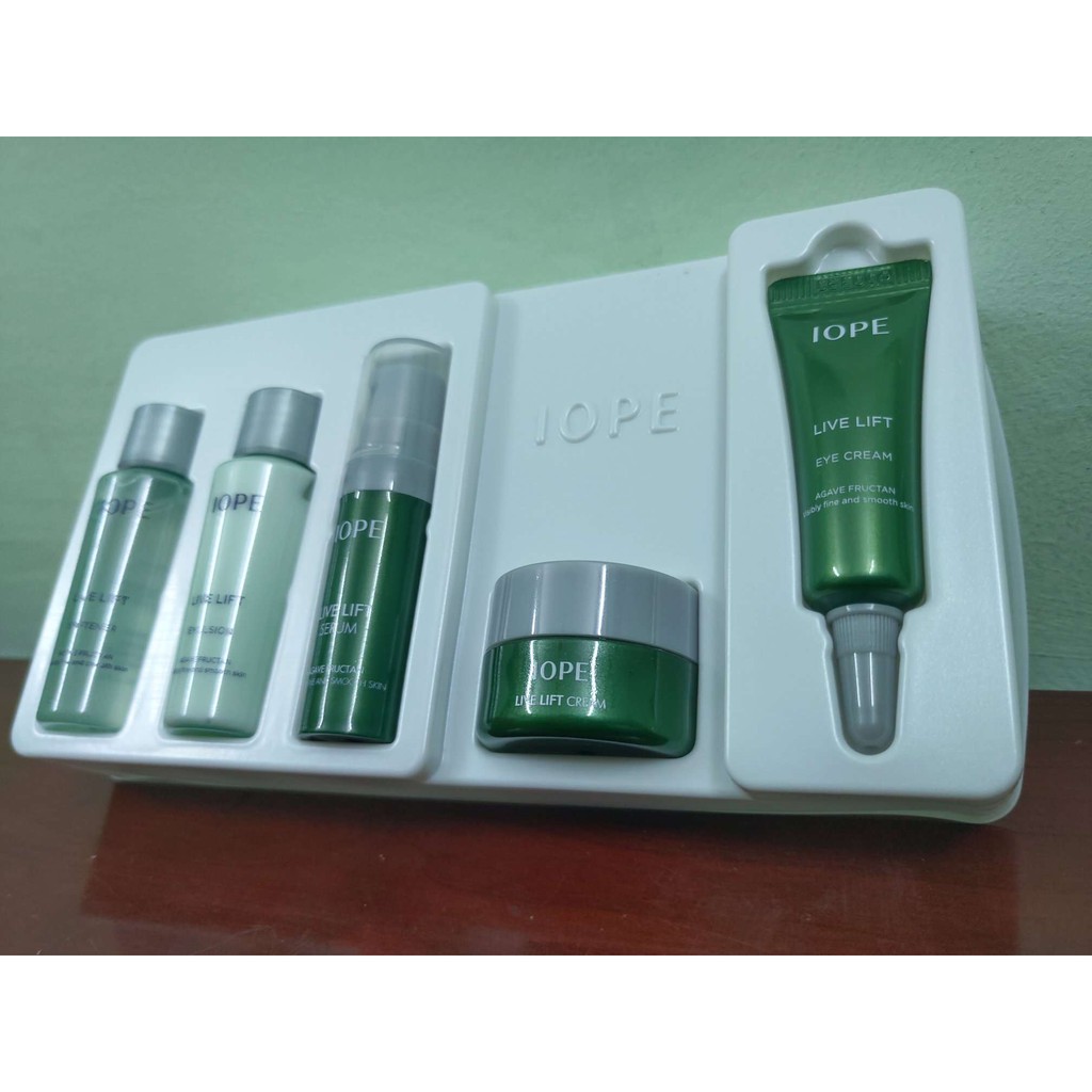 Set Dưỡng Chống Lão Hóa Da IOPE Live Lift Special Gift Kit - 5 món