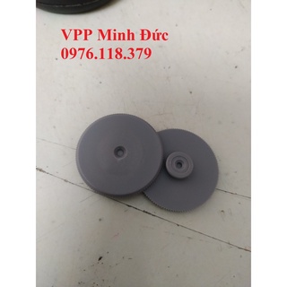1 ĐÔI. Đế nhựa cho máy đục lỗ Deli (dùng được cho máy 0130 và cả 0150)