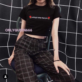 Áo croptop hoa hồng thêu
