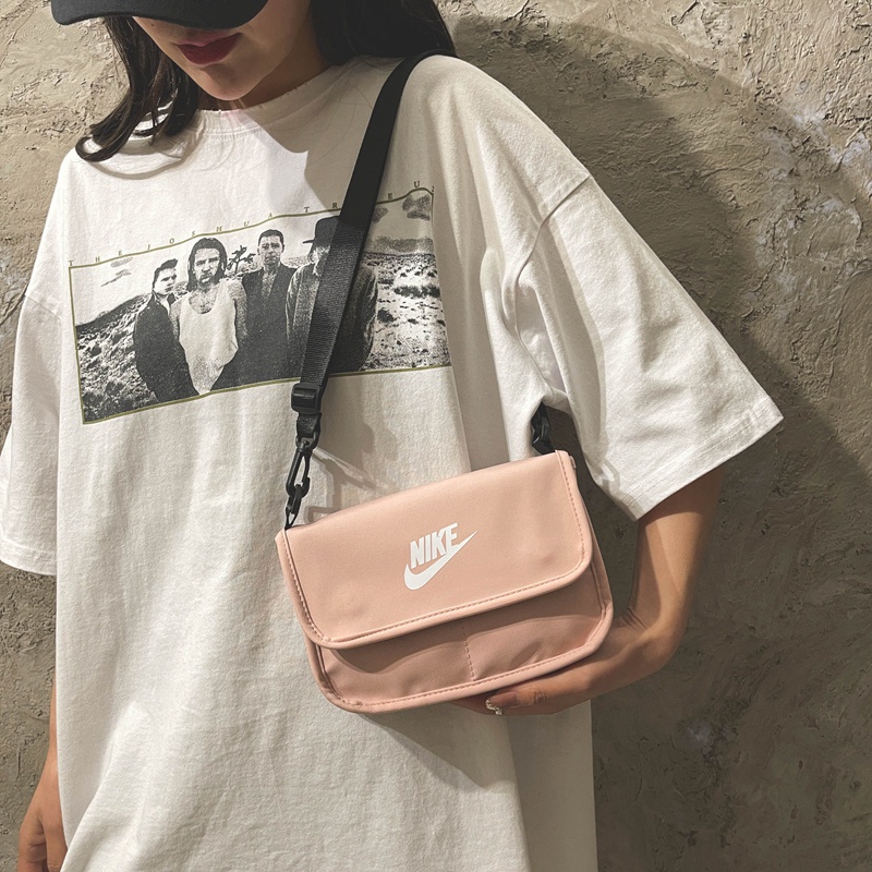 Túi đeo vai Adidas chất liệu canvas 2021 | BigBuy360 - bigbuy360.vn