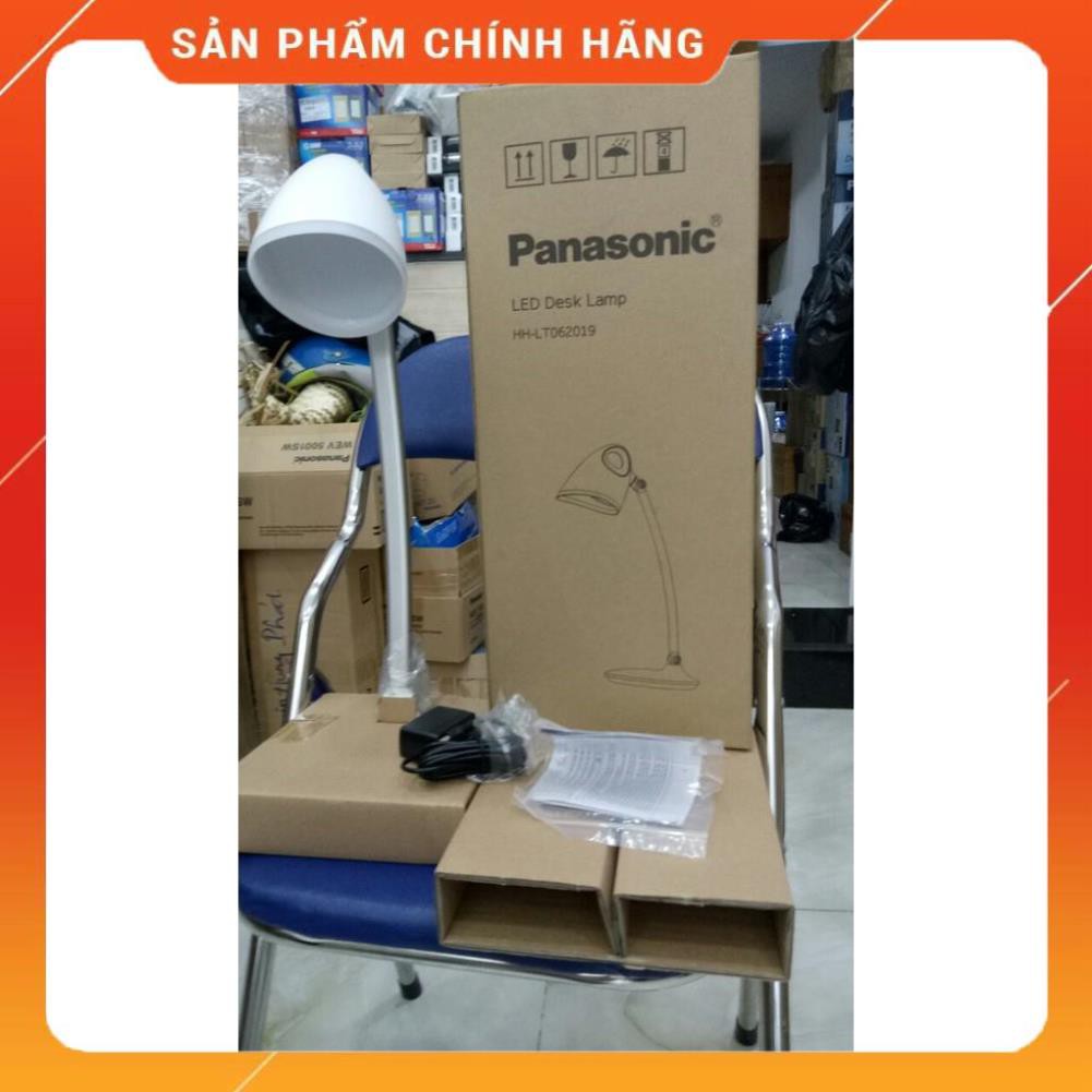 (SALE) Đèn bàn Panasonic HH-LT062019