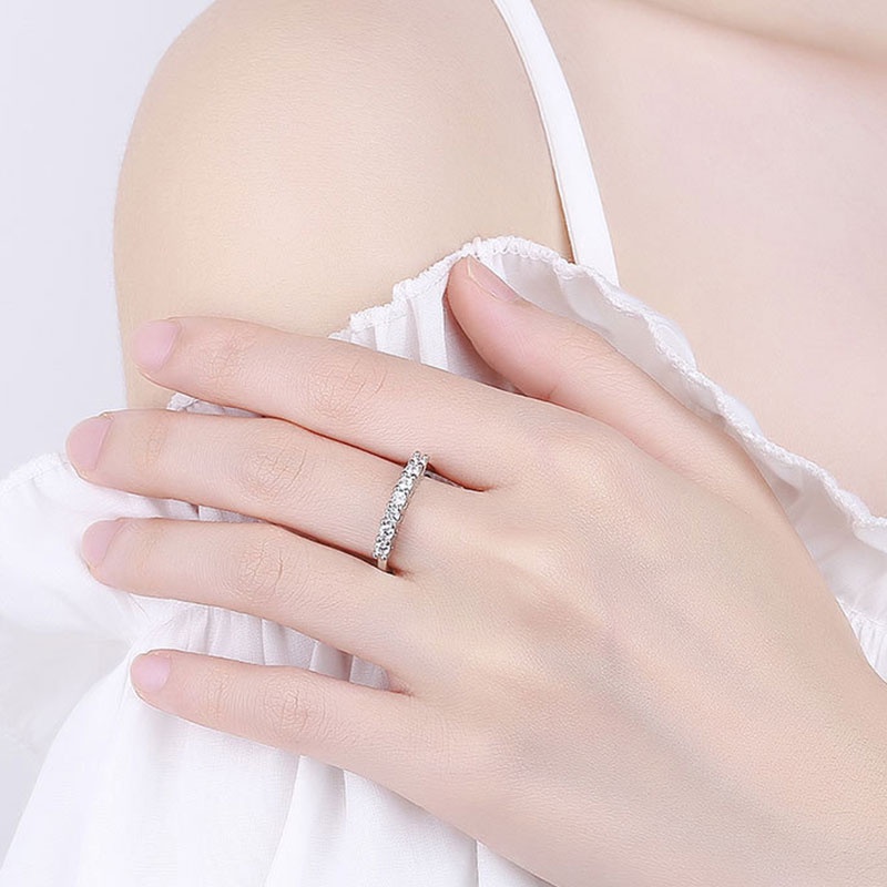 1 Nhẫn Đính Hôn Đính Đá Kim Cương Nhân Tạo Thời Trang