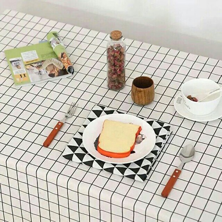 Khăn trải bàn vintage kẻ caro hợp phòng khách chỗ học bài décor phòng ăn phủ bàn trà | BigBuy360 - bigbuy360.vn