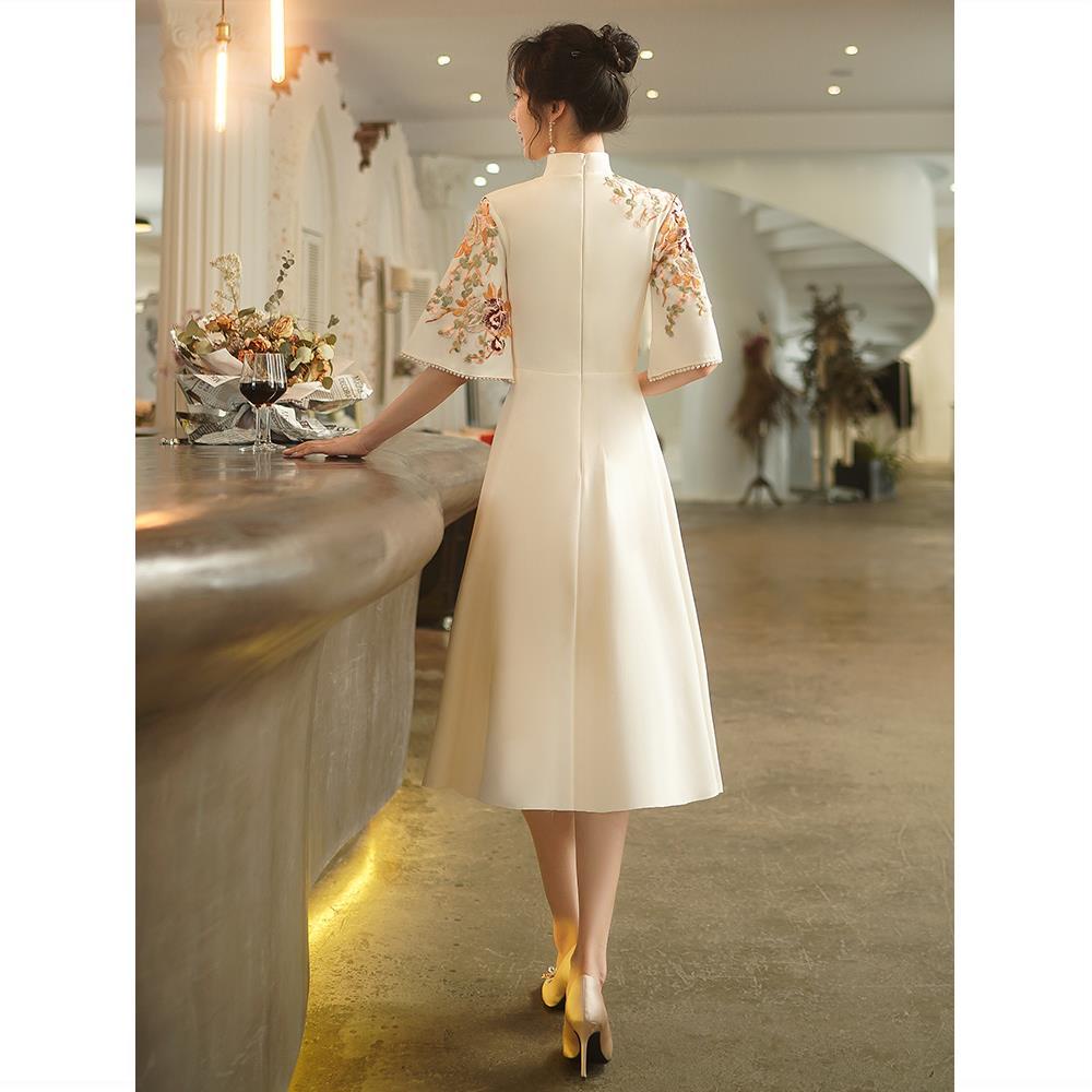 Đầm Sườn Xám Thời Trang Xinh Xắn Theo Phong Cách Trung Hoa Dành Cho Nữ