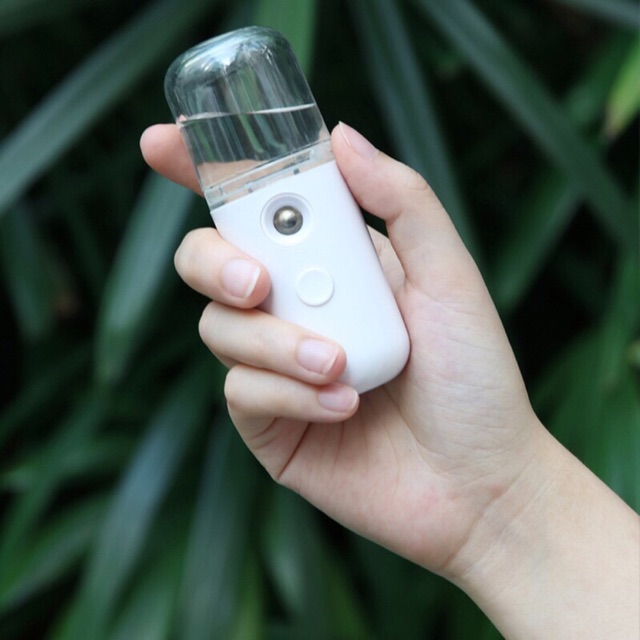 máy phun sương tạo ẩm da mặt