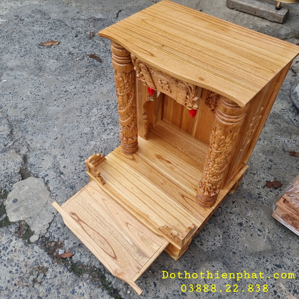 Bàn thờ thần tài ông địa gỗ xoan ngang 48 x 68 quỳ trụ