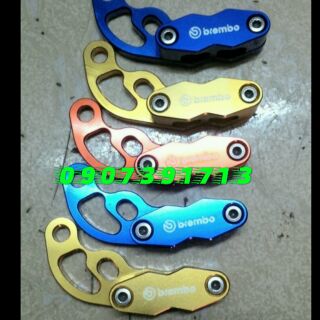 Bát kẹp dây dầu brembo