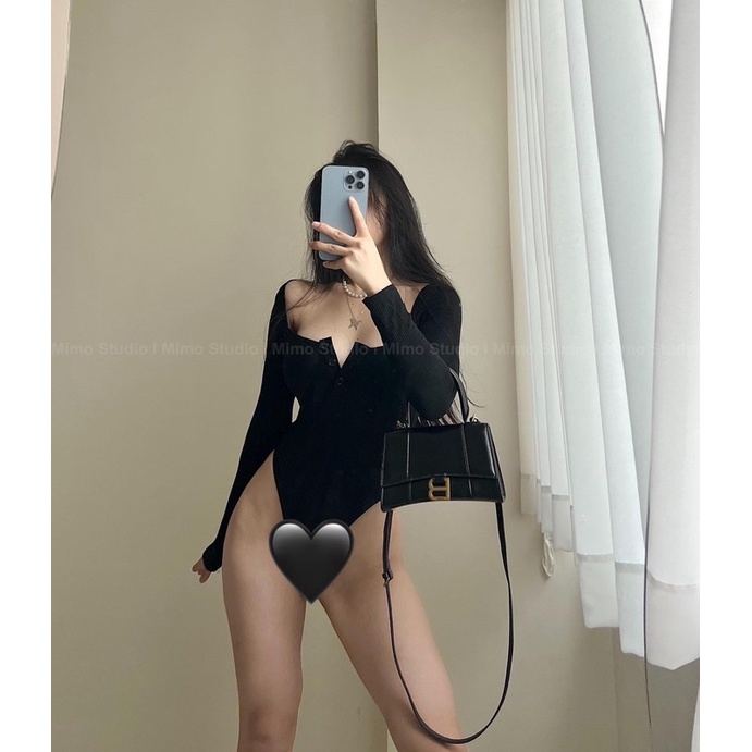 Áo bodysuit dài tay phối nút