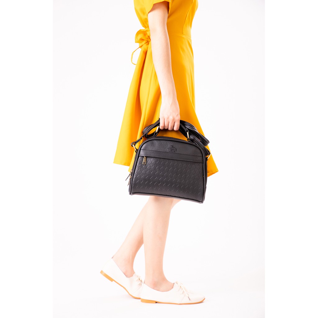 Túi đeo chéo thời trang nữ LATA HN68 nhiều màu FADODA SHOP