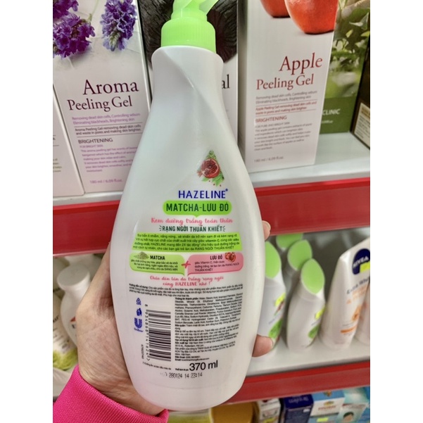 dưỡng thể trắng da hazaline matcha lựu đỏ chai 370ml