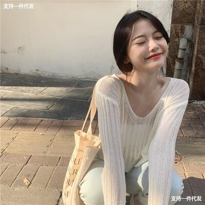 Áo len mỏng cổ tym Quảng Châu màu hotrend