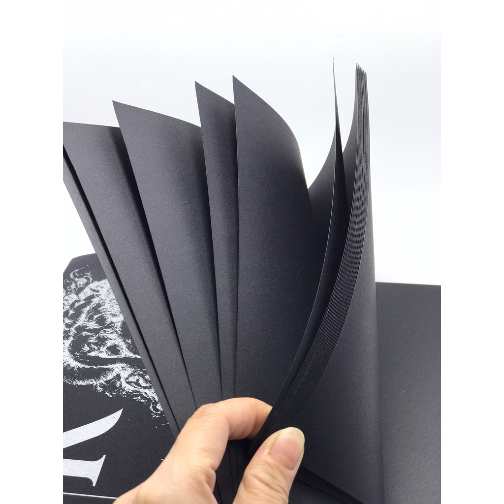 Sổ 32 trang giấy đen, giấy mỹ thuật A4 màu đen 150gsm