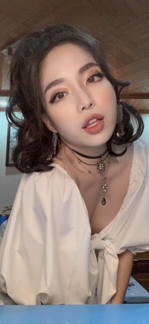 VÒNG CỔ CHOKER DÂY DA 3 TẦNG