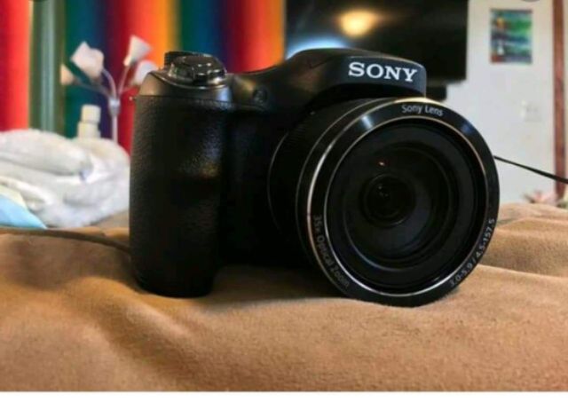 Máy ảnh Sony Cybershot H300