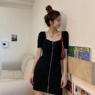 Đầm cổ vuông màu đen mùa hè Váy nữ kiểu Pháp mới