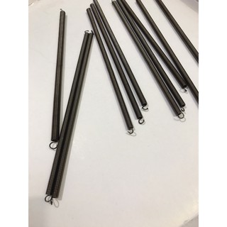 5 sợi lò xo kéo phi 4 dài 200mm