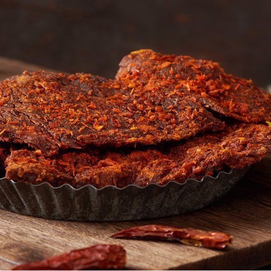 Khô Bò Miếng Mềm Hồng Ngự Loại Đặc Biệt - Mềm Dai, Cay Vừa, Đặc Sản - Hộp 300G - Ăn Vặt MLem | BigBuy360 - bigbuy360.vn