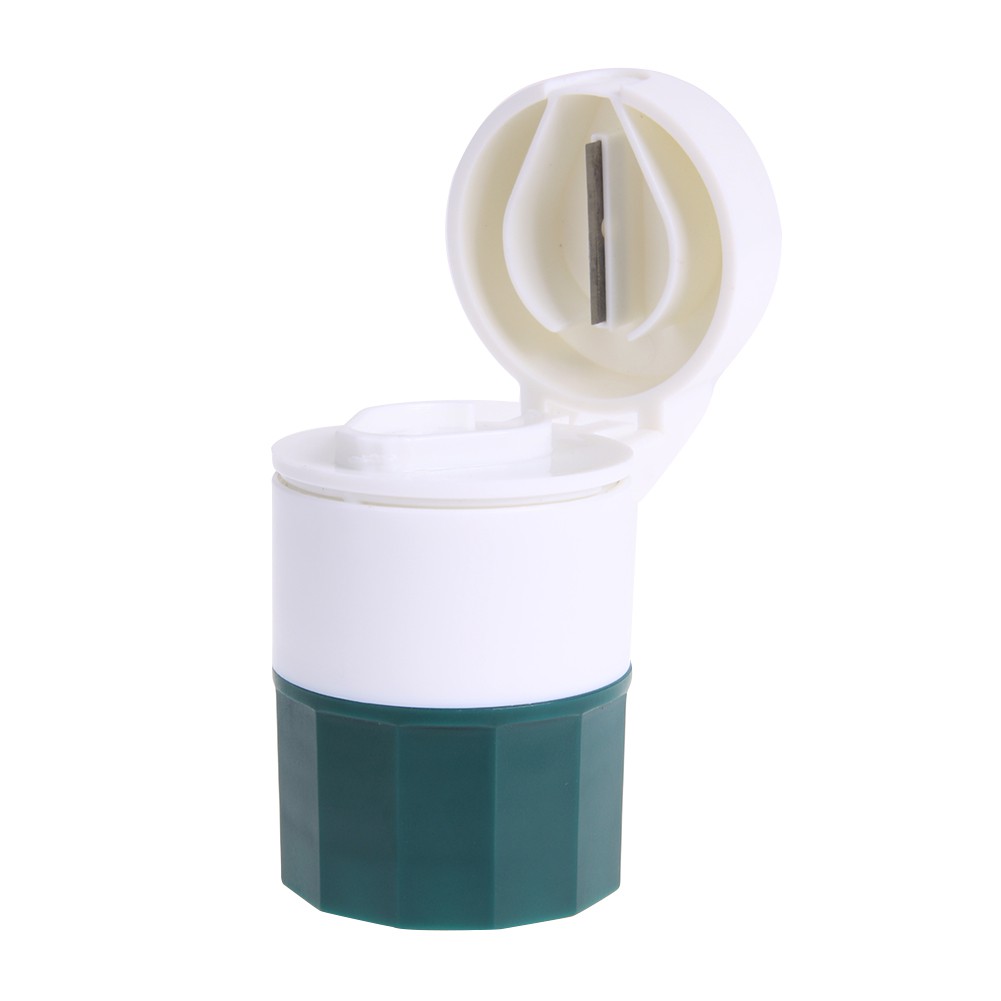 Hộp đựng có dao cắt nghiền thuốc tiện dụng