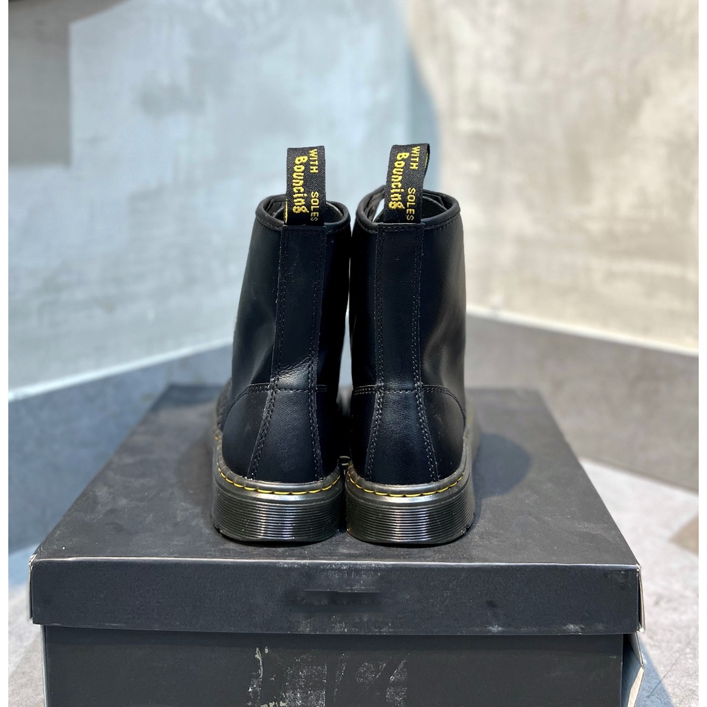 Giày Martens Boots màu đen