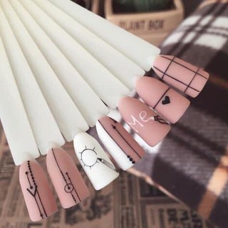 Cọ nét vẽ móng