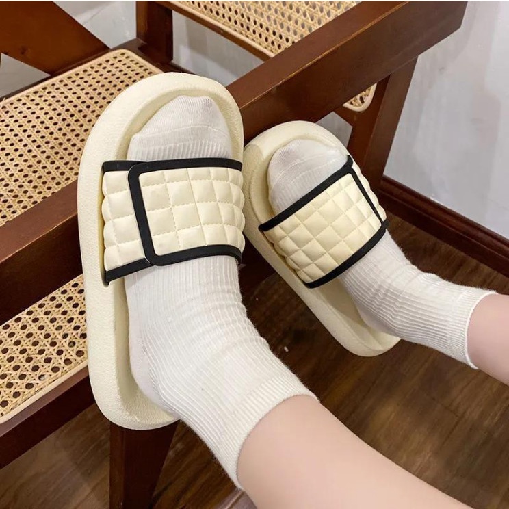 Dép quai ngang Hàn Quốc đi học đi chơi đế độn unisex độc đẹp đen trắng kẻ viền dép đôi nhóm cực chất giá rẻ