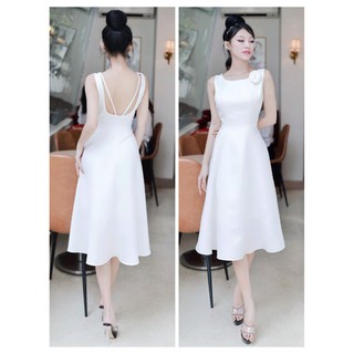 Đầm Trắng Hở Lưng