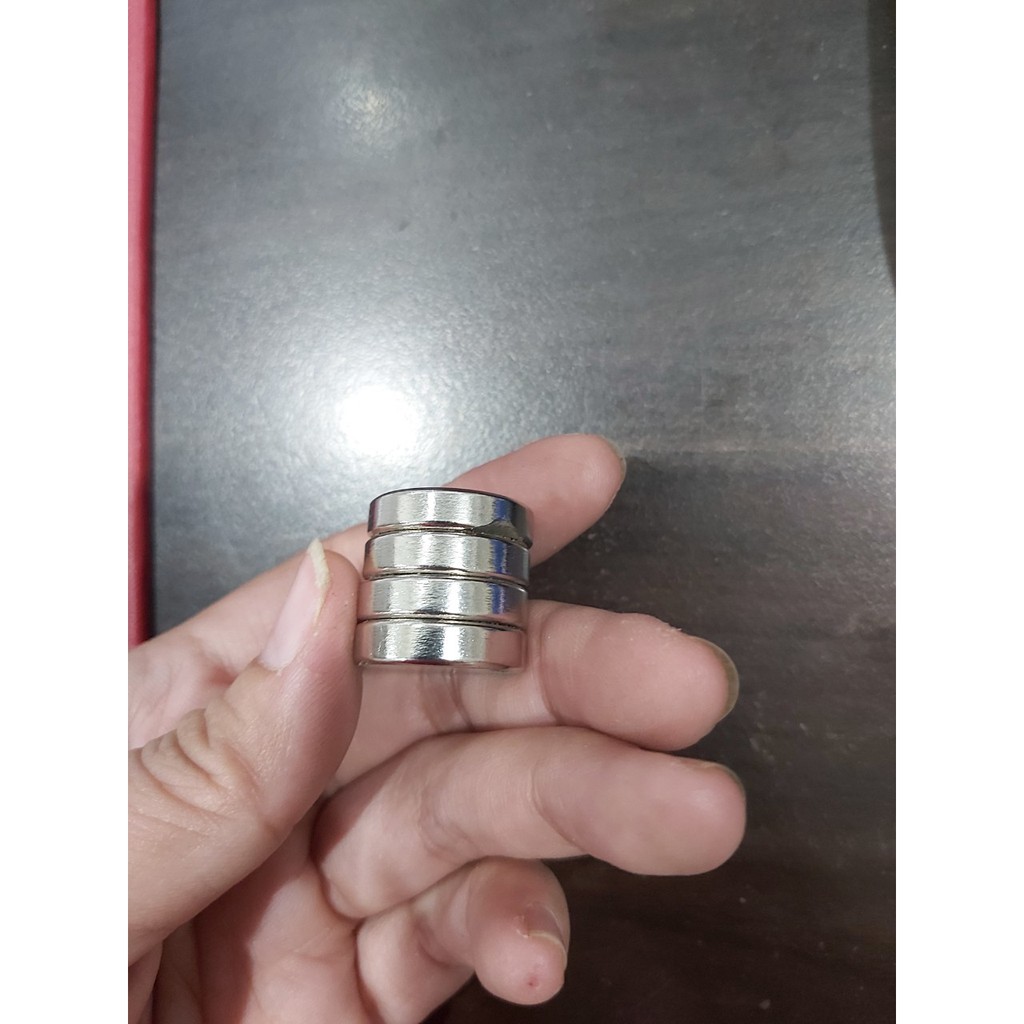 SALE HÀNG LỖI NHẸ - Nam châm viên tròn 20x5mm lực mạnh SIÊU RẺ