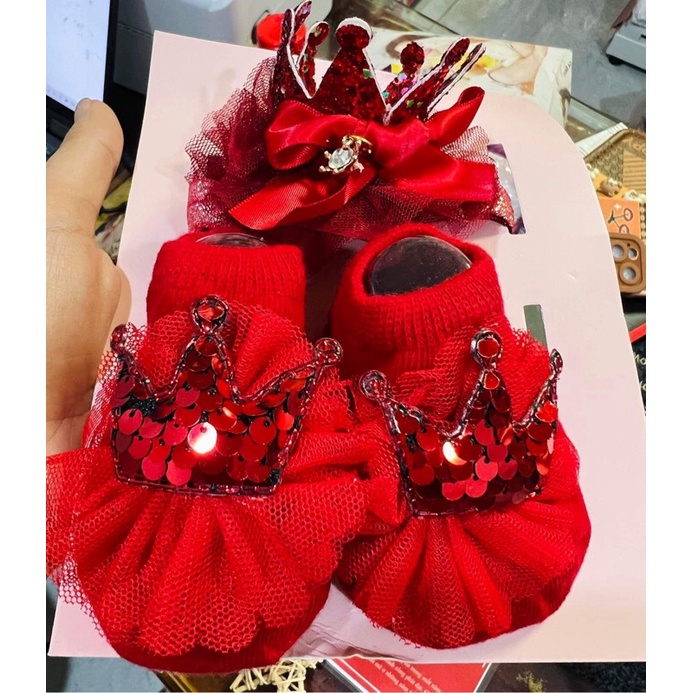 Băng đô cho bé gái sơ sinh kèm vớ hiệu Chicbaby