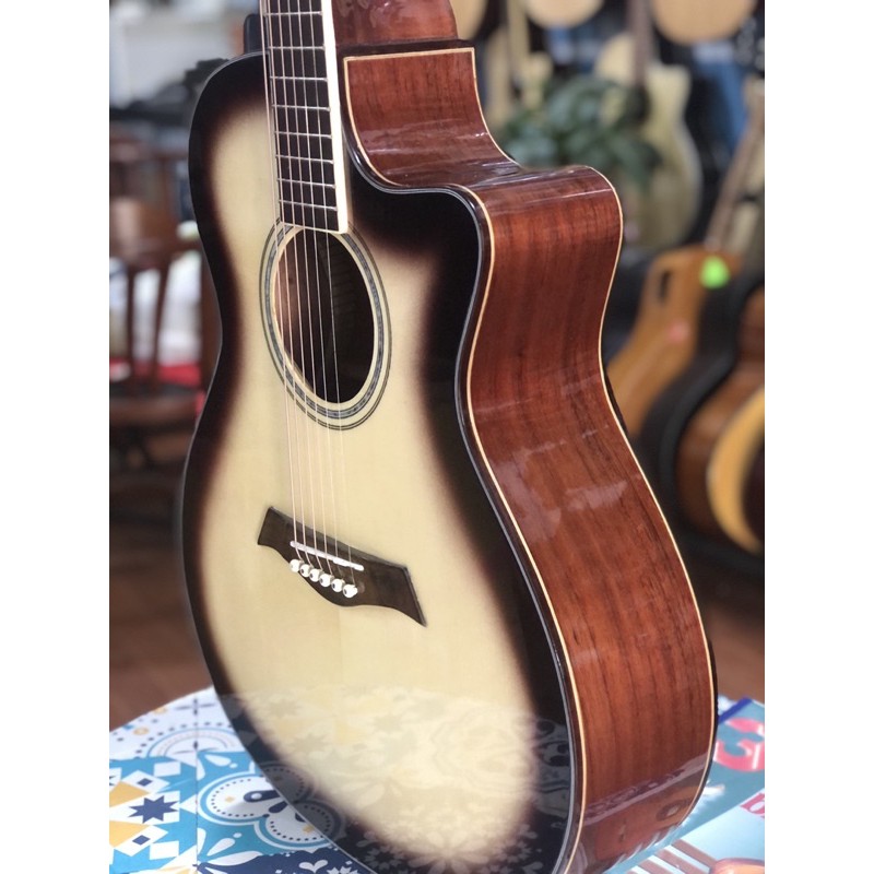 Đàn guitar gỗ thịt nguyên tấm. Guitar isaac. Guitar thủ công Việt Nam