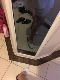 Giày sục mũi vuông