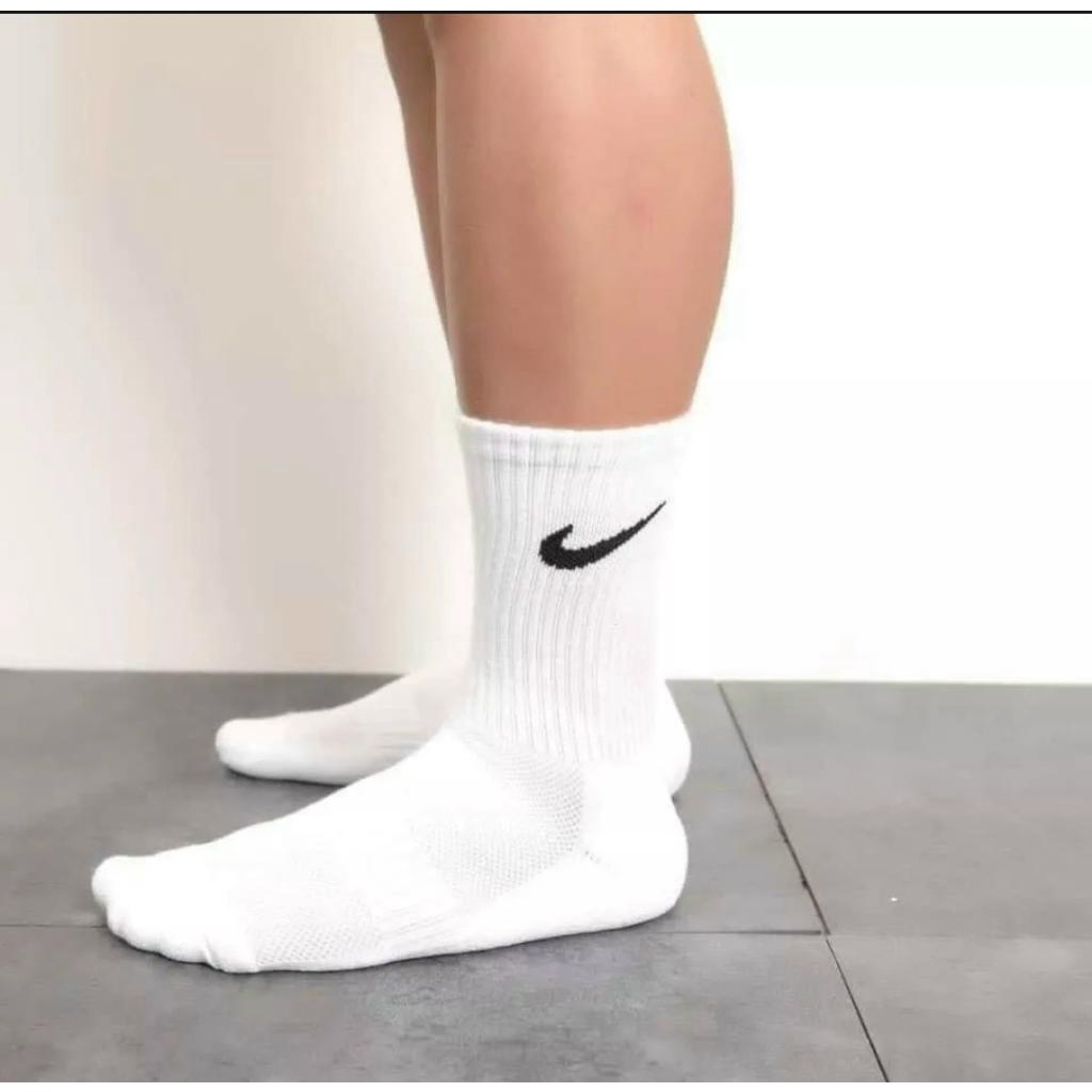 Tất Vớ Thể thao Nike Trắng Đen Cổ Ngắn- Cao Vải Cotton