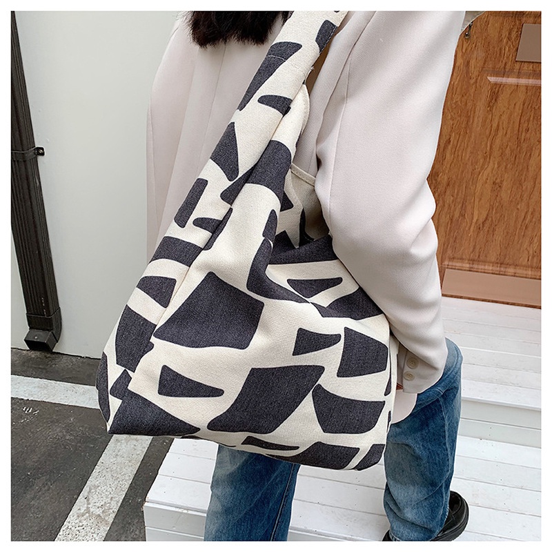 Túi Đeo Chéo Vai Bằng Vải Thời Trang Dễ Thương Bắt Mắt NB00227