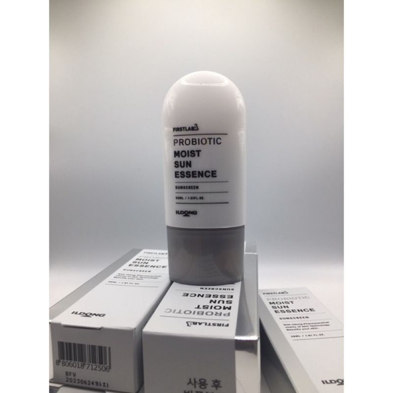 Kem chống nắng lợi khuẩn Ildongnphổ rộng siêu kiềm dầu Probiotic Moist Sun Essence SPF50+ PA++++ 30ml