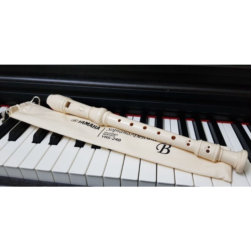 SỈ - SÁO RECORDER SOPRANO YAMAHA YRS-24B- FREESHIP