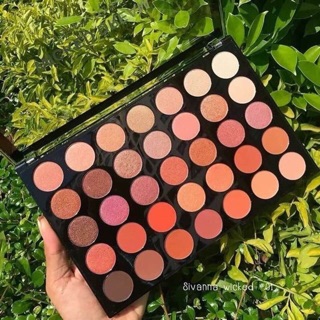 Phấn mắt 35 ô SIVANNA