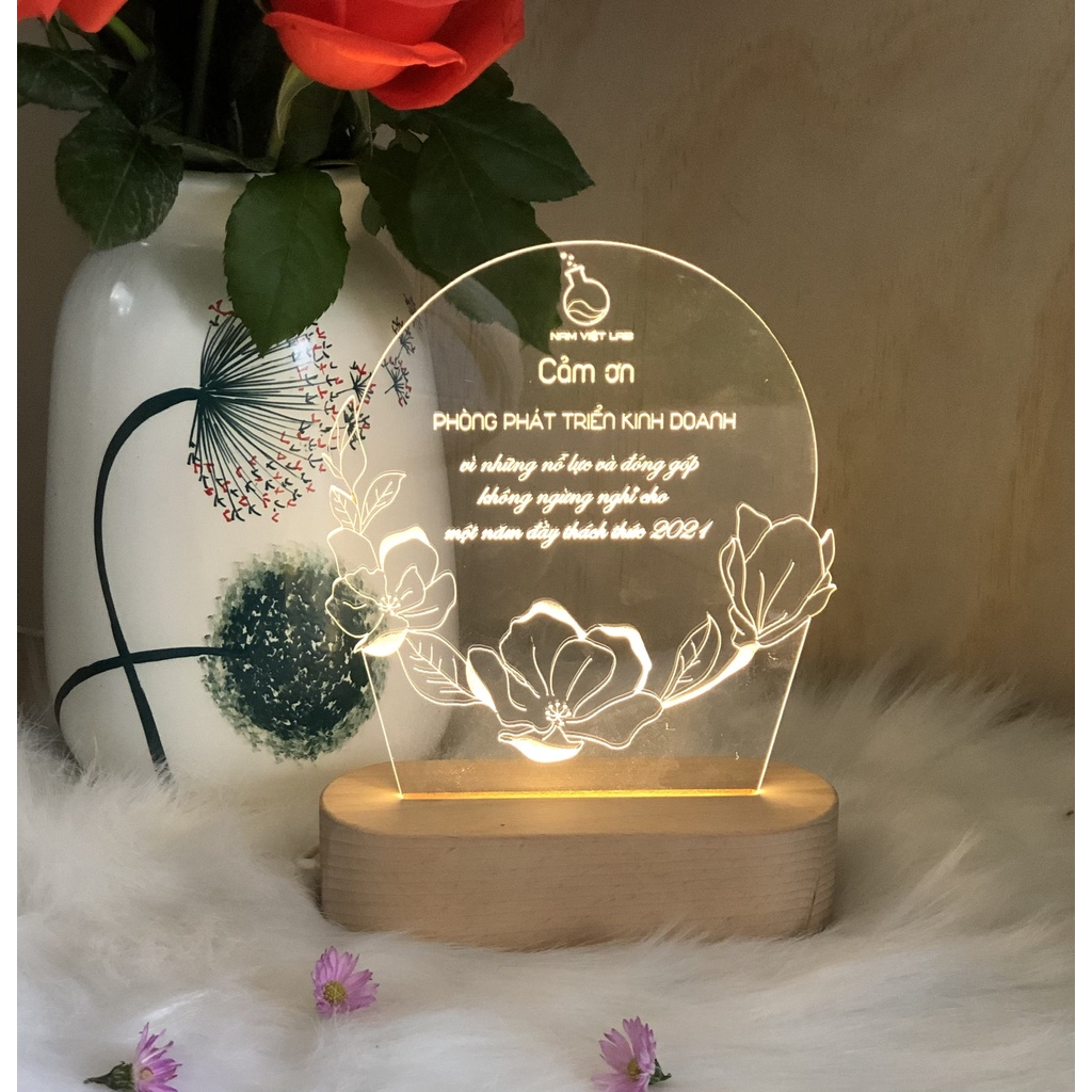 HOA TRÒN - Đèn trang trí để bàn/ Quà tặng/ Kỷ niệm chương - Đế gỗ đầu cắm USB