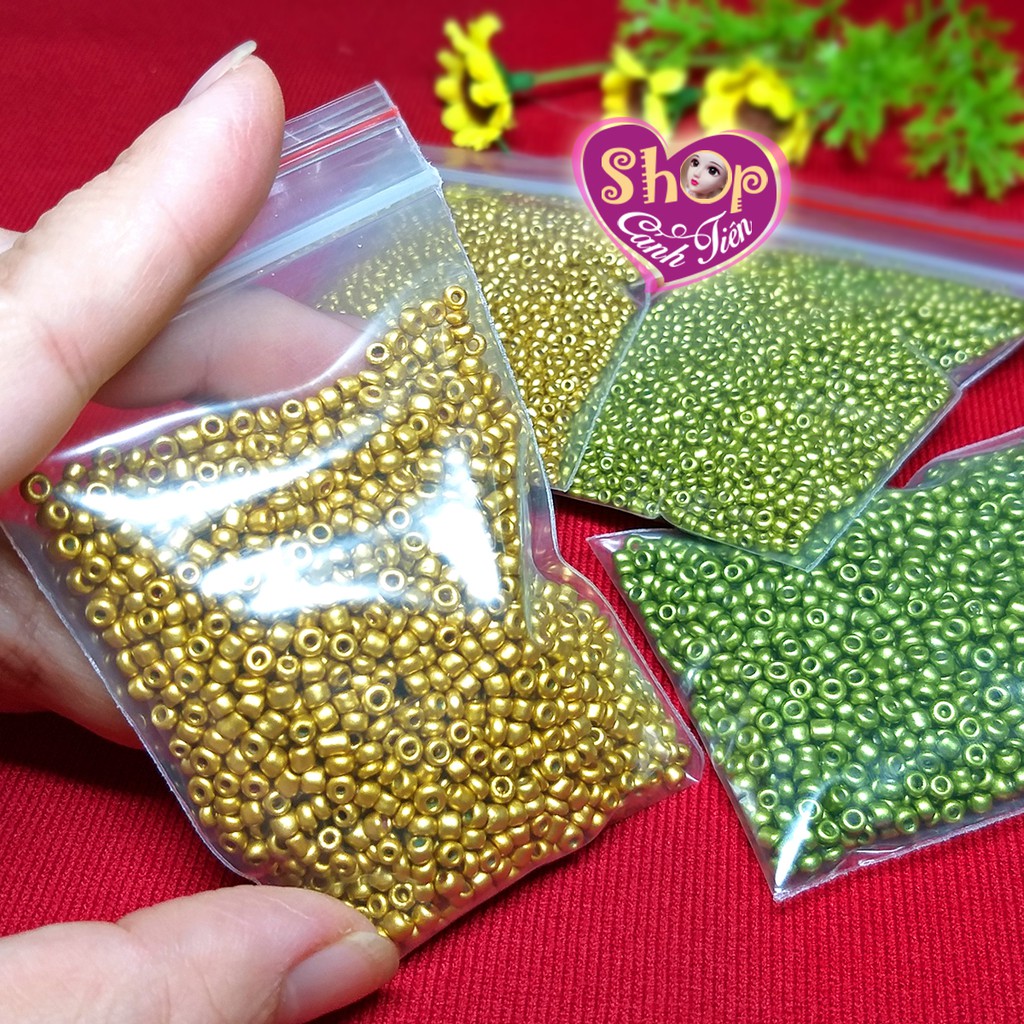 50gr (2000 - 3000 hạt) Cườm Tròn 2mm, 3mm Nhũ Đậm nhiều màu Trang trí Thủ công - Hàng Hiếm