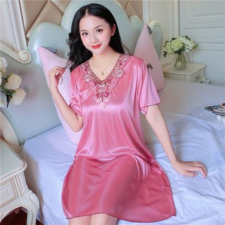 Đồ ngủ vải phi bóng phối ren gợi cảm cho nữ
