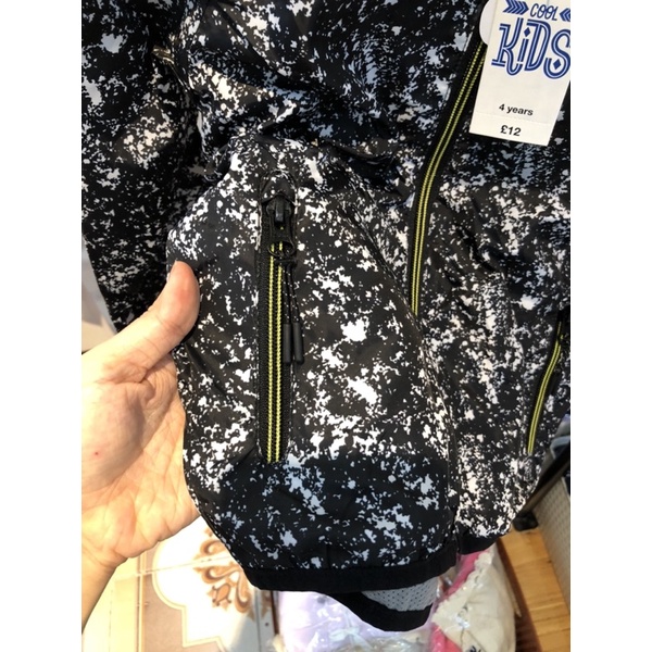 Áo khoác gió bé trai màu đen 2 lớp Matalan