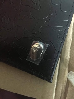 Ví Bape cho cả nam và nữ
