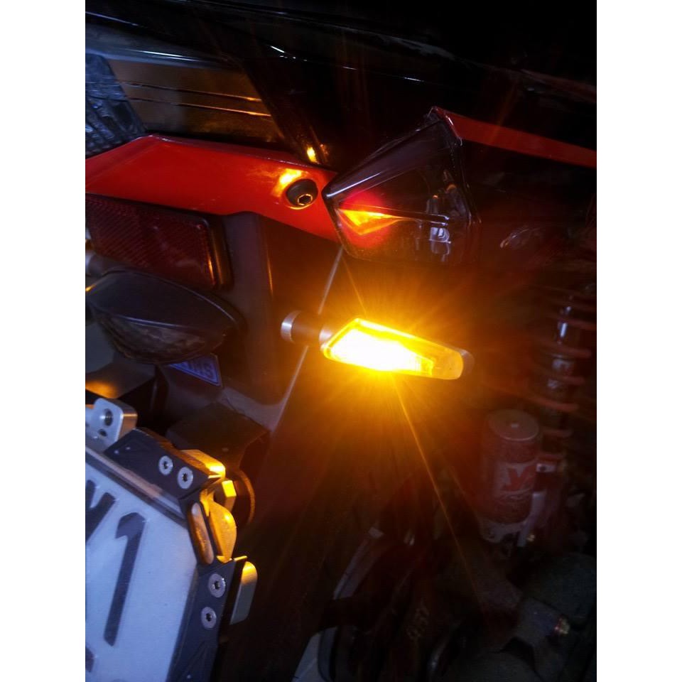 Bộ 2 đèn led xi nhan acion loại cao cấp